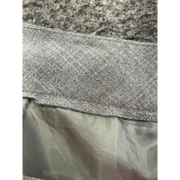 Classic Gray Trousers - size 16p Petite - Picture 3 of 4